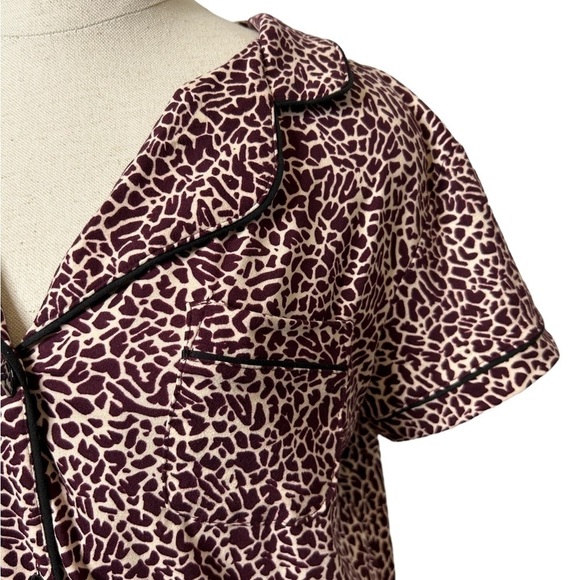 2/$30 Tart Intimates Giraffe Print Short Sleeve Button Down Pajama Sleep Top M - Picture 4 of 9